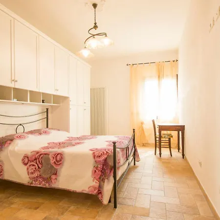 Ferienhaus Podere Sant'elisa-2 By Interhome
